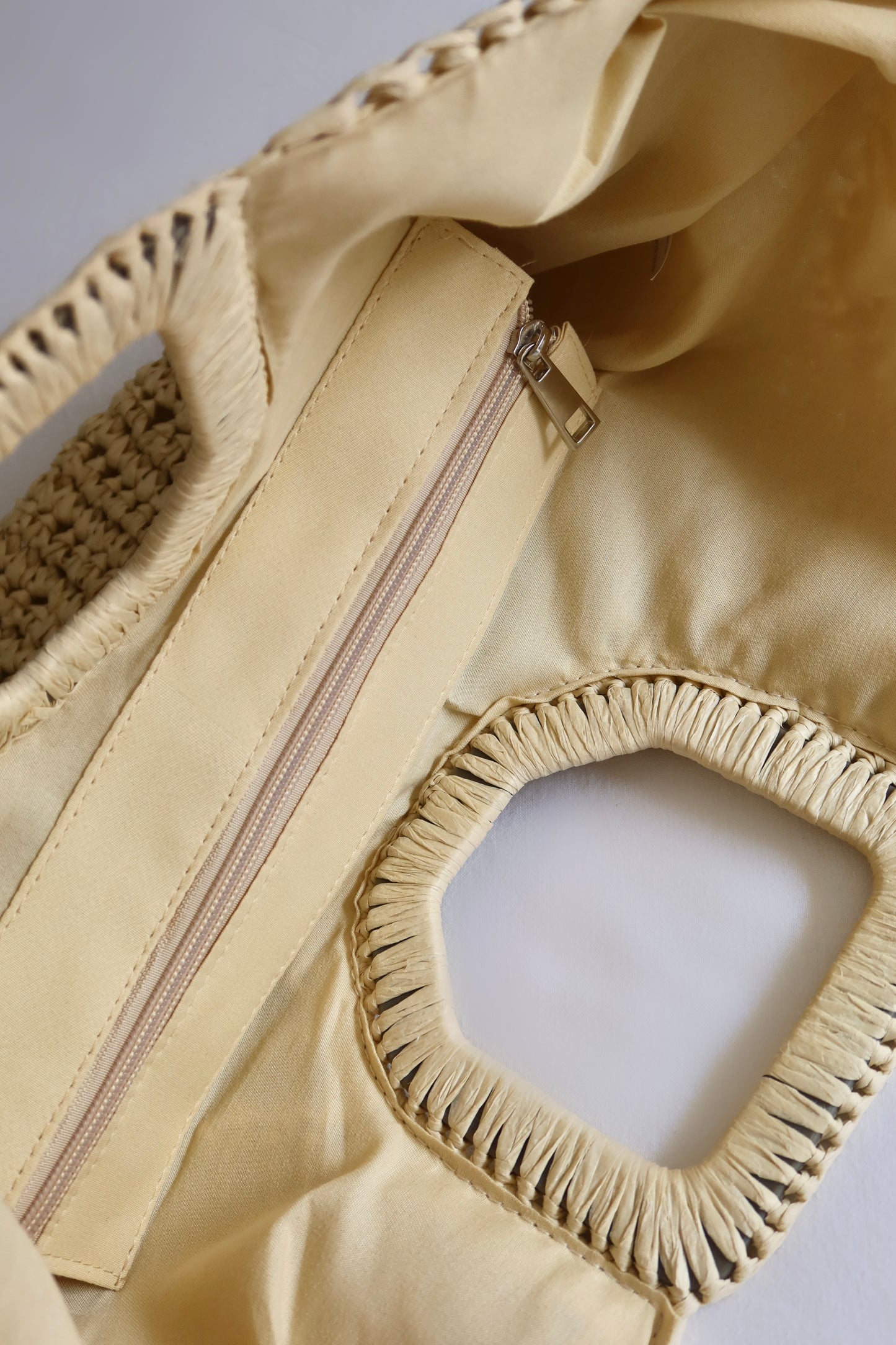 BOLSO ARENA CLARA