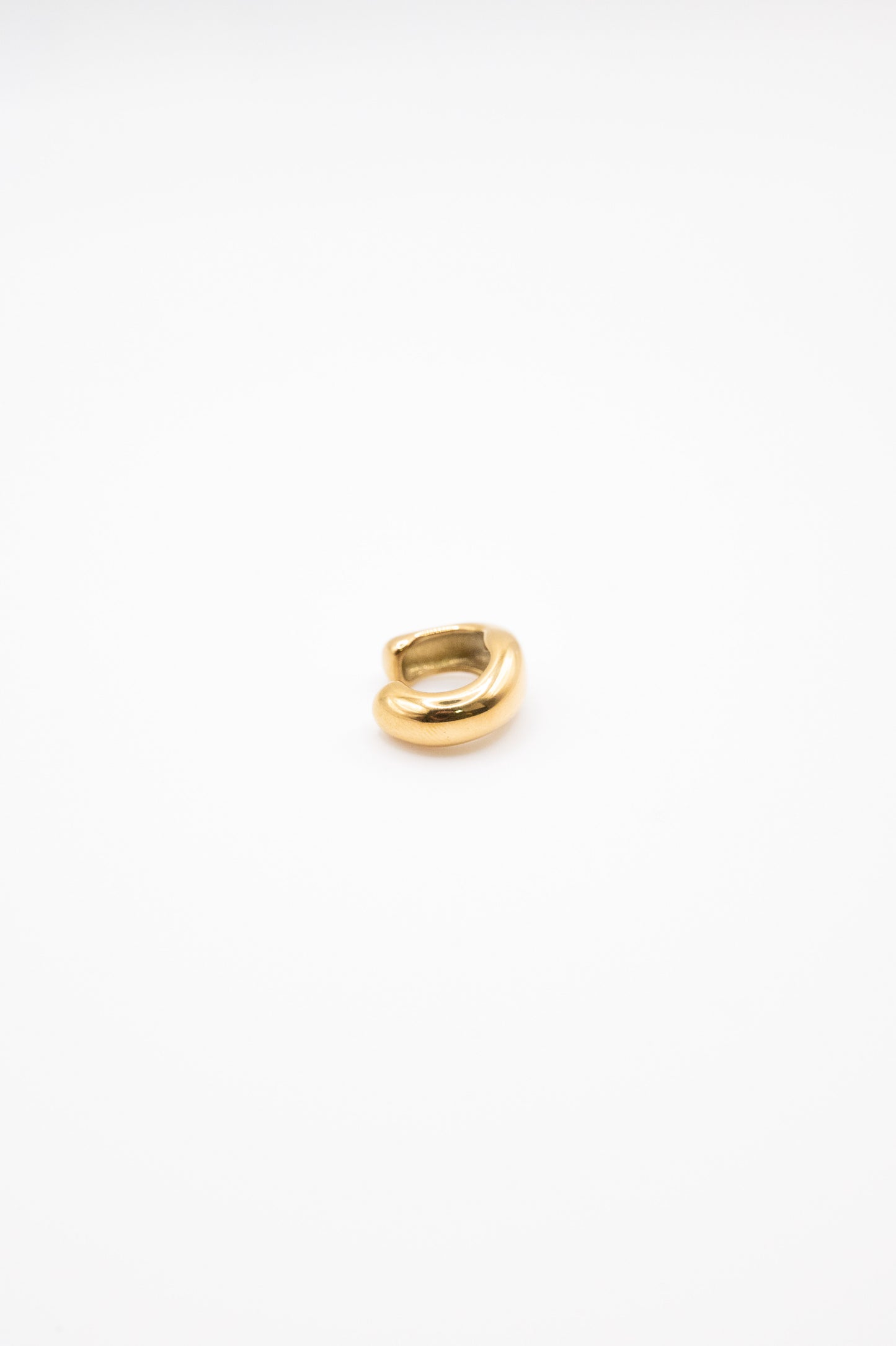 Brinco de orelha solto